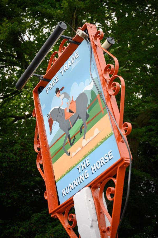 Inn The Running Horse 4*
