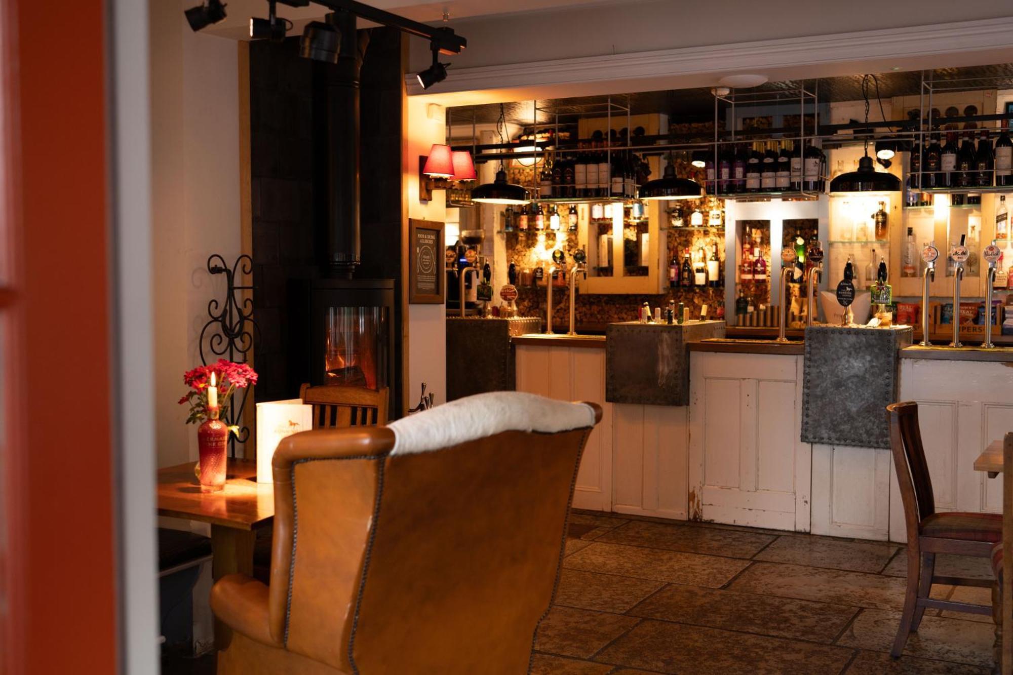 The Running Horse 4* Winchester